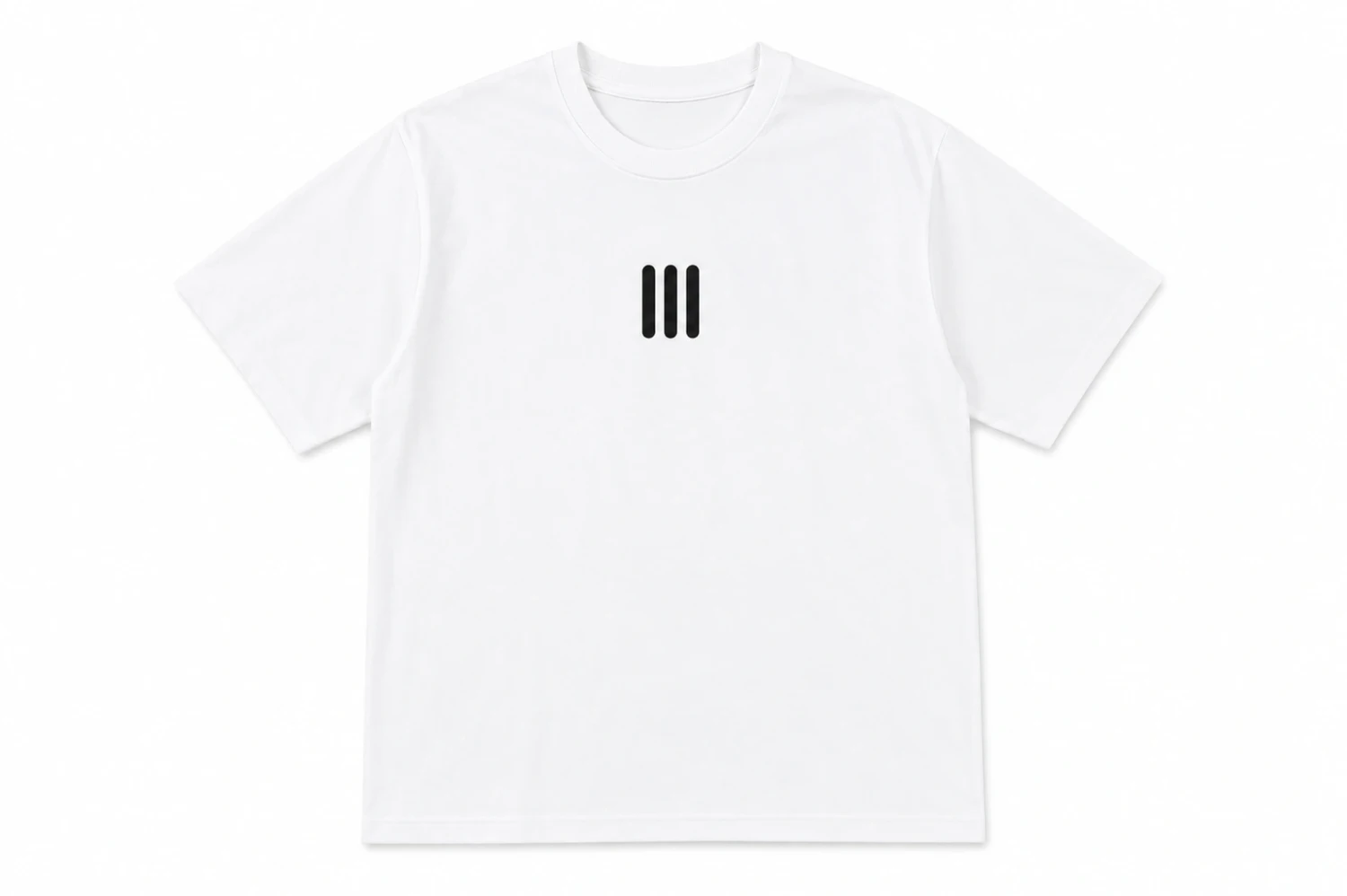 T-shirt Blanc Minimaliste « III » – Style Streetwear Moderne
